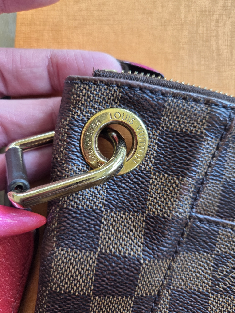 Louis Vuitton South Bank Besace Damier Ebene Crossbody - Picture 7 of 12